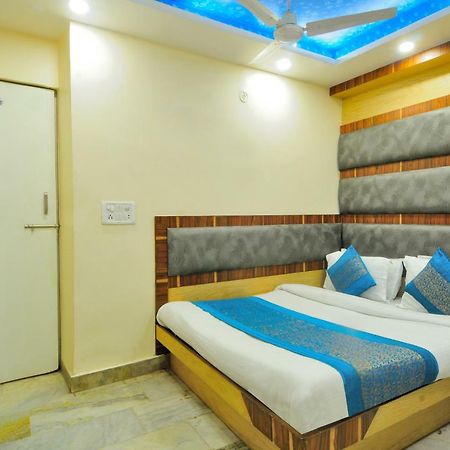 Hotel Lahorimal Deluxe Yeni Delhi Dış mekan fotoğraf